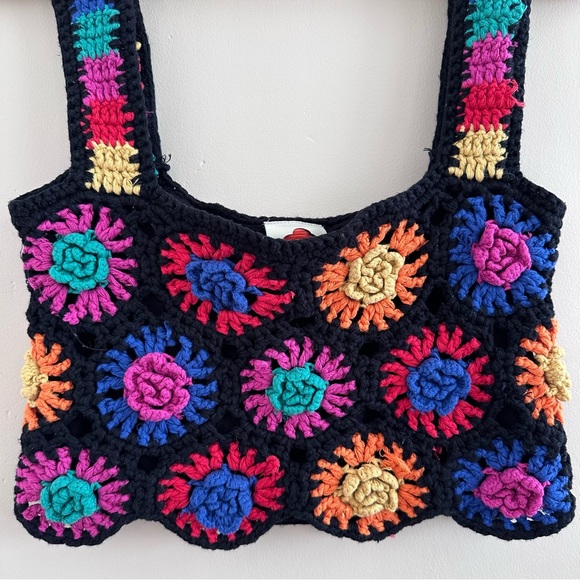 FARM Rio Crochet Crop Top - Picture 2 of 4